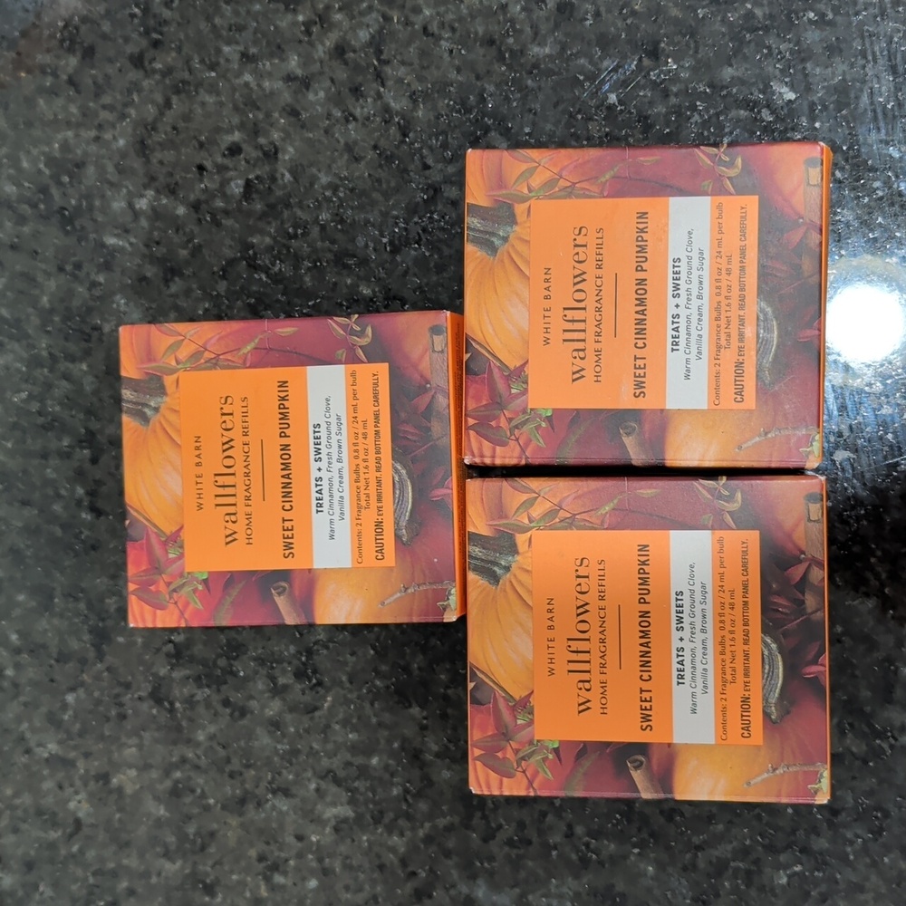 White Barn Sweet Cinnamon Pumpkin Wallflowers Refill